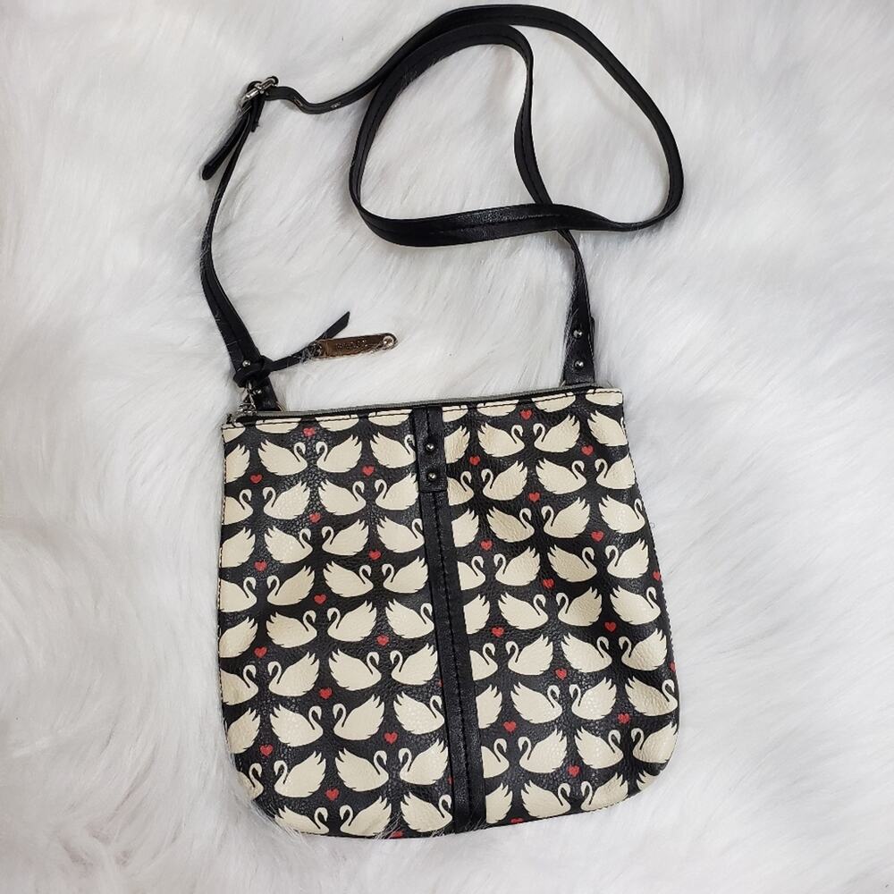 Relic black‎ with swan and hearts print crossbody purse